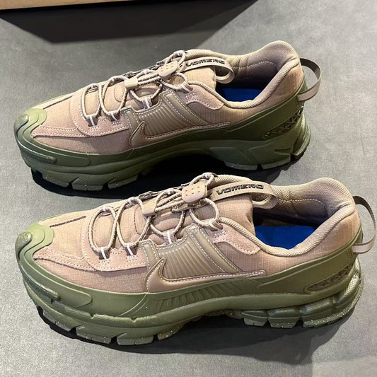 Nike Zoom Vomero 5 Roam 棕色 （FV2295-201）
