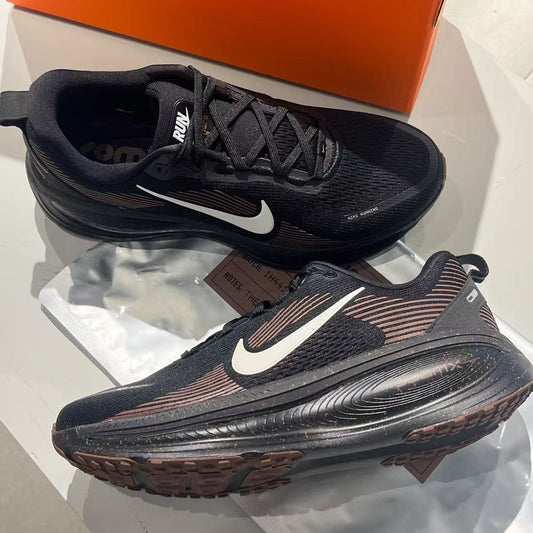 Nike Vomero 18 Coffee Bean 黑棕 （IH4454-001）