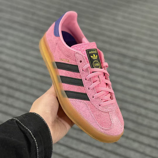 Adidas Originals GAZELLE 粉黑 （IE7002）