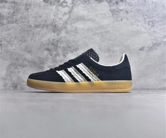 Adidas Originals GAZELLE 黑色 （JS1412）