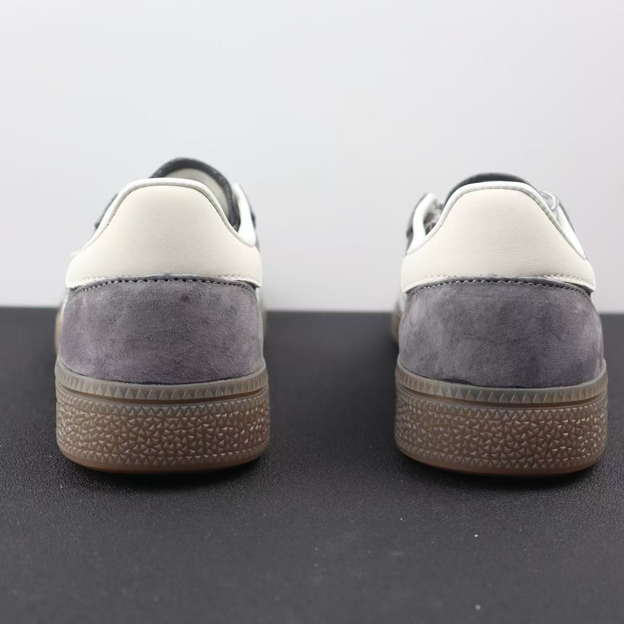 Adidas Originals Spezial 灰色 （KJ6303）