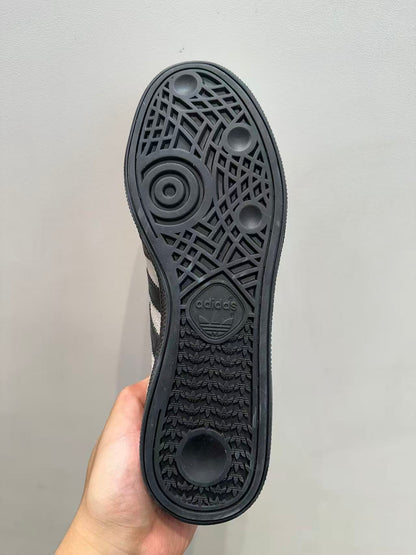 Adidas Originals Spezial 白黑 （JR3667）