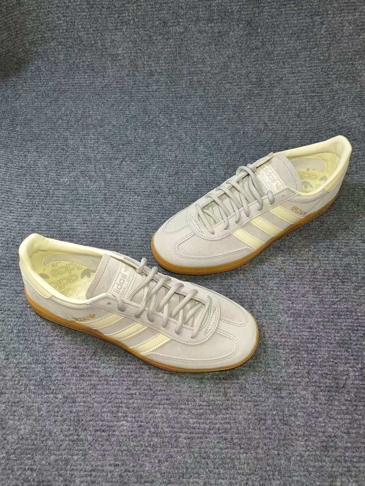 Adidas Originals Spezial 米灰 （IF7086）