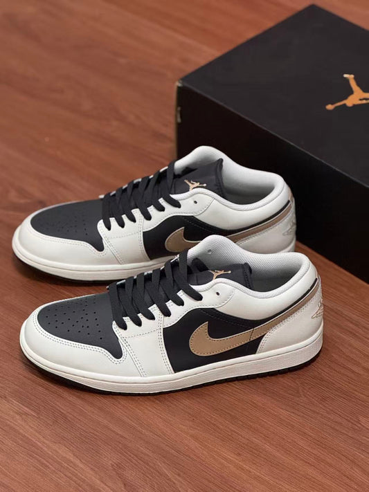 Air Jordan Low 1 白黑色 （IH0649-021）