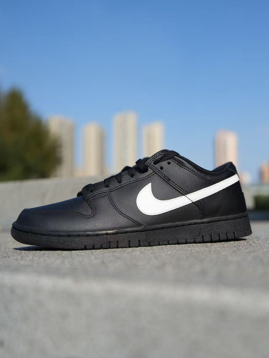 Nike Dunk Low 黑色 （IO7606-010）