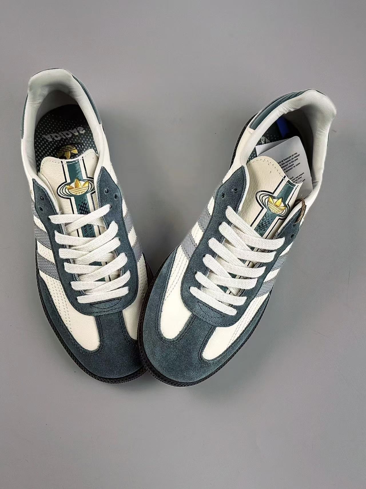 Adidas originals SAMBA 漢玉白 （JP9222）