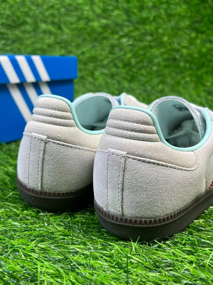 Adidas originals SAMBA 灰褐色 （ID2047）