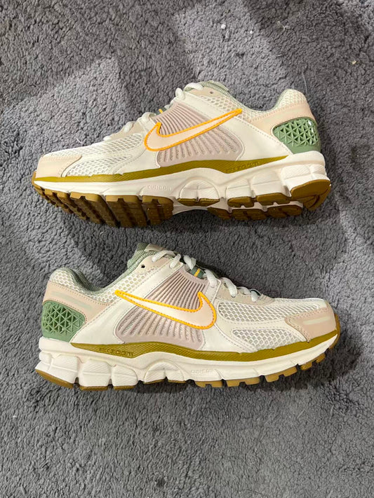 Nike Zoom Vomero 5 黃綠 （FQ6868-181）